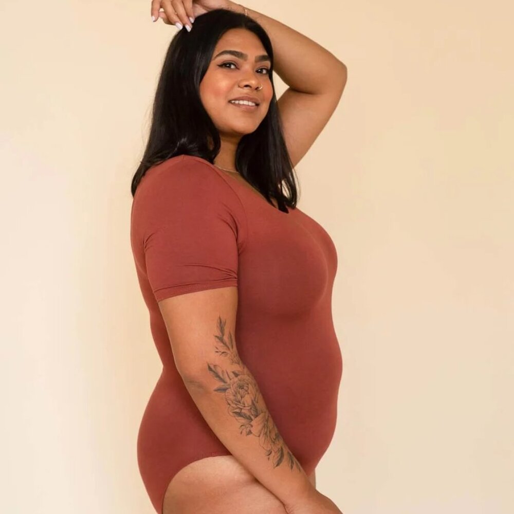 Nettles Tale Iona Bodysuit Medium in Auburn